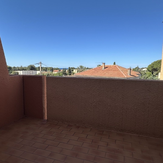  Annonces SANARY : Appartement | BANDOL (83150) | 30 m2 | 800 &euro; 