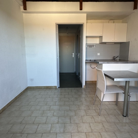  Annonces SANARY : Appartement | BANDOL (83150) | 30 m2 | 800 &euro; 