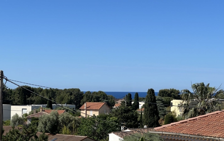  Annonces SANARY Appartement | BANDOL (83150) | 30 m2 | 800 € 
