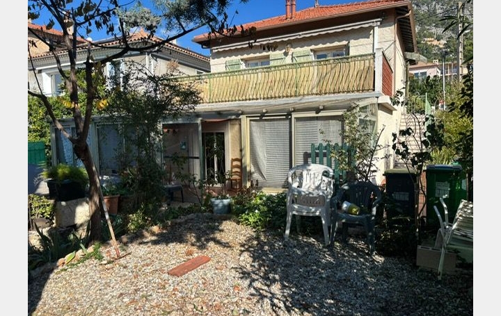  Annonces SANARY Maison / Villa | TOULON (83000) | 85 m2 | 343 000 € 